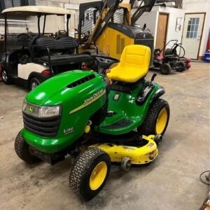 John Deere L130 48