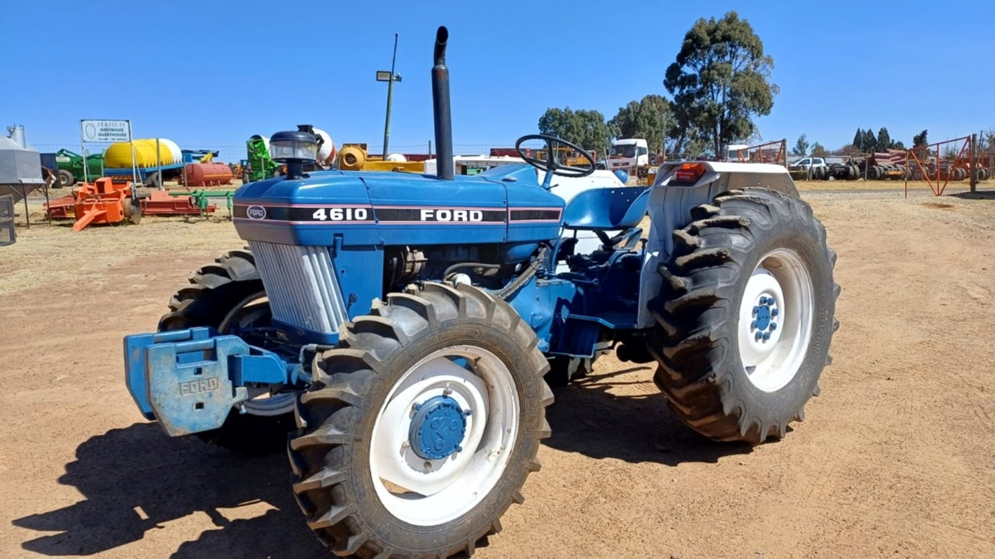 Ford 4610 Tractor 4×4